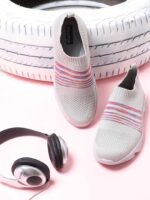 women wholesale fashion shoes from Steppings